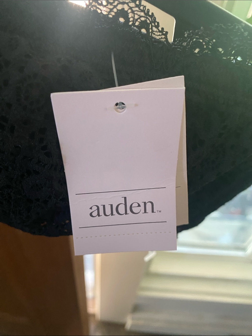 Auden Black Lace Bandeau with White Lightweight Shirt - Picture 6 of 6